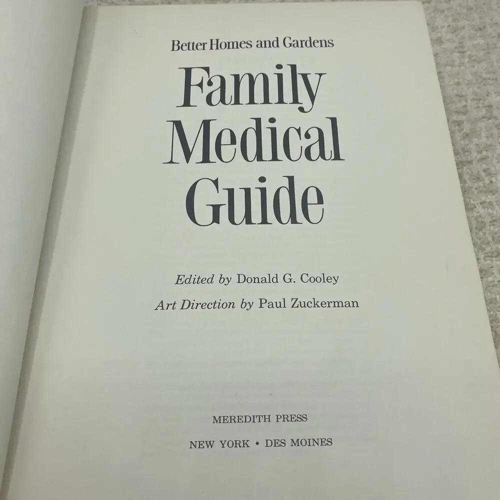 Better Homes and Gardens Family Medical Guide 1966 Hardcover Book 8d